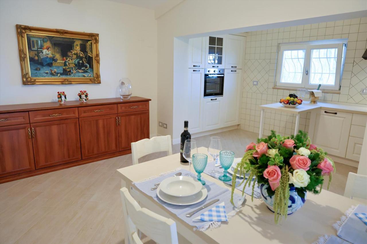 Villa Italia Sorrento Termini Bagian luar foto