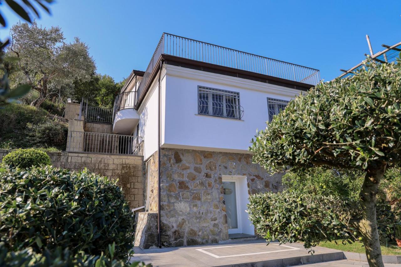 Villa Italia Sorrento Termini Bagian luar foto