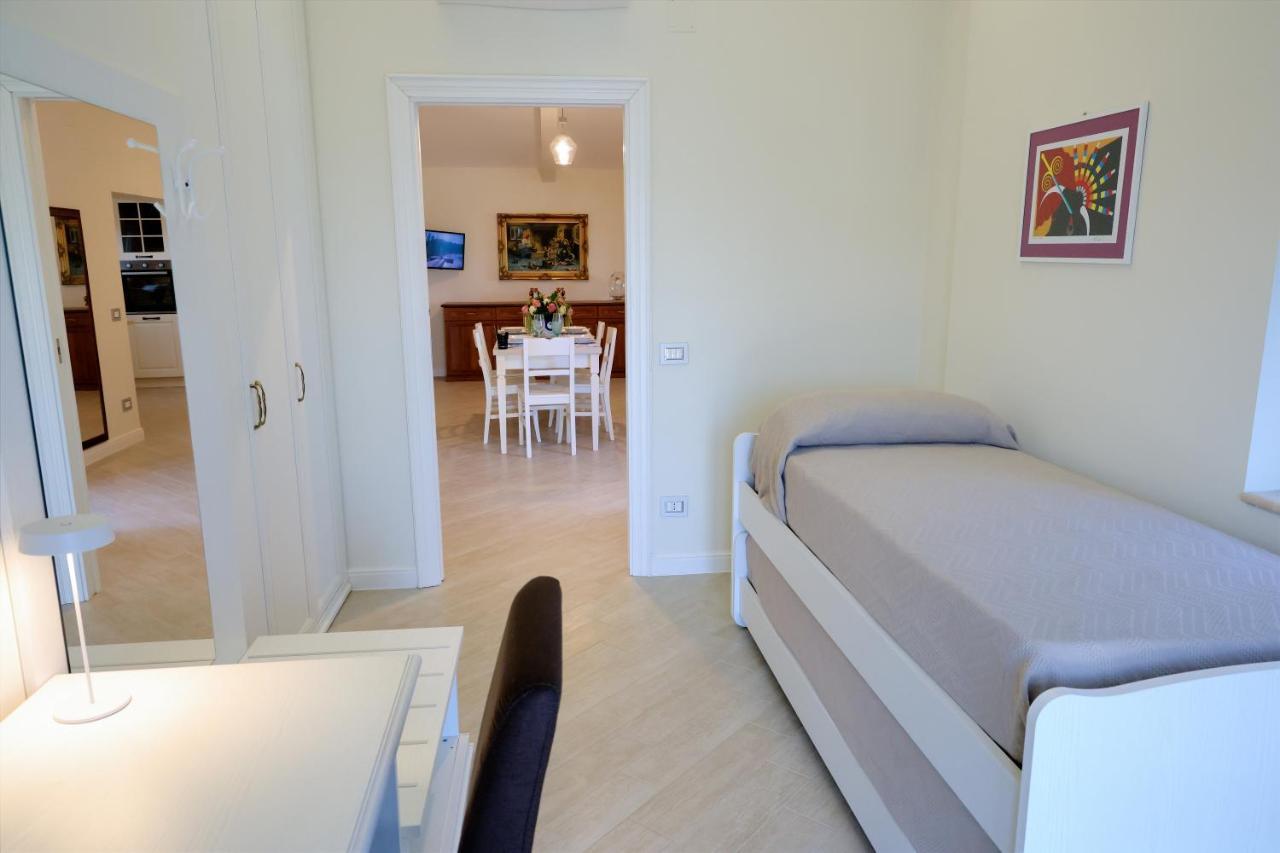 Villa Italia Sorrento Termini Bagian luar foto